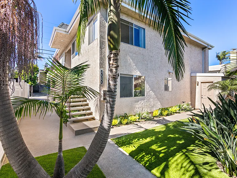 1030 Opal St #B — Photo 4