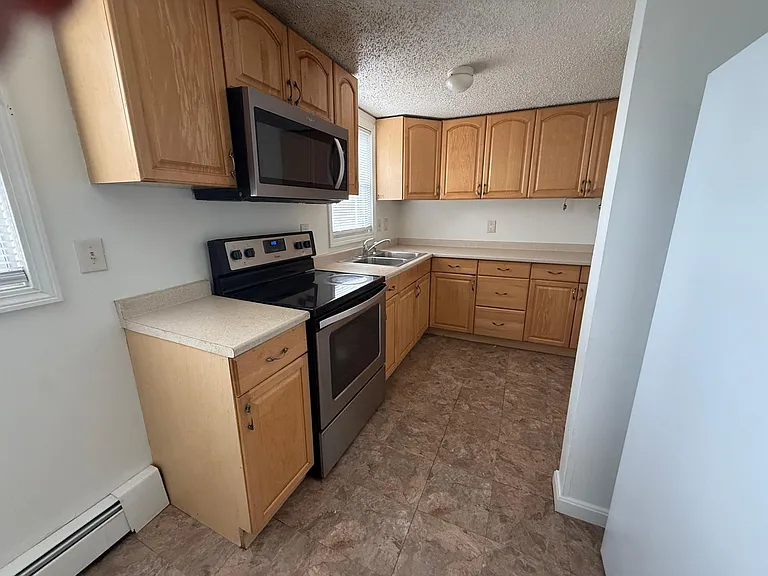 13 Union St #3 — Photo 3