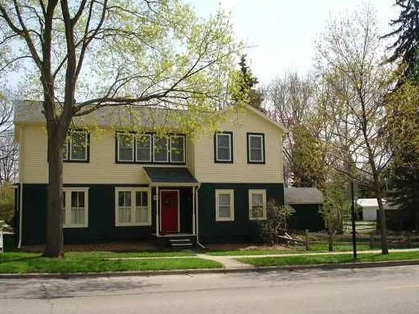 703 S Barnes St, Mason, MI 48854