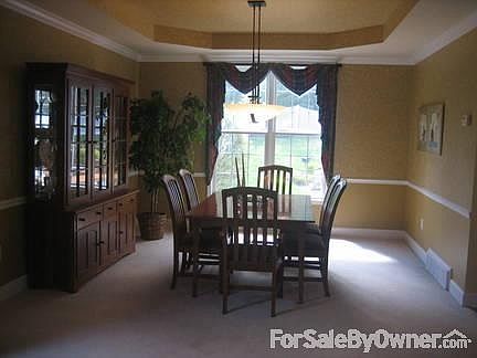 5th image of 25 Moreland Dr