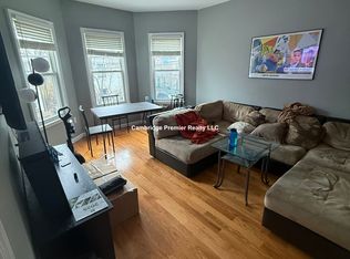 296 Brookline St #3, Cambridge, MA 02139