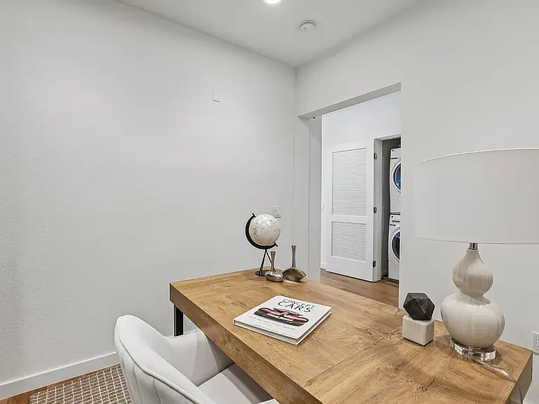 400 El Camino Real #210 — Photo 14