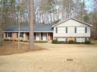 626 Commanche Dr, Macon, GA 31210