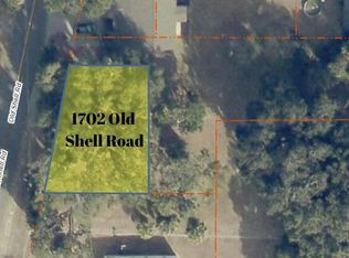 1702 Old Shell Rd, Pt Royal, SC 29935