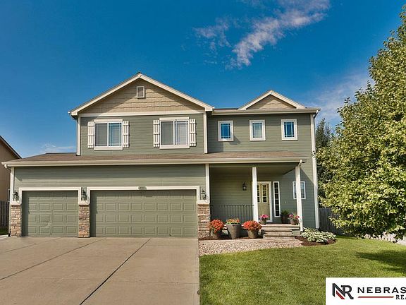 2nd image of 4910 N 161st St