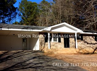 90 Curtis Dr, Carrollton, GA 30117