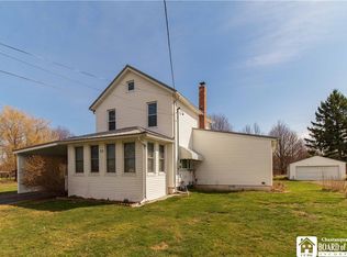 33 Elm St, Fredonia, NY 14063