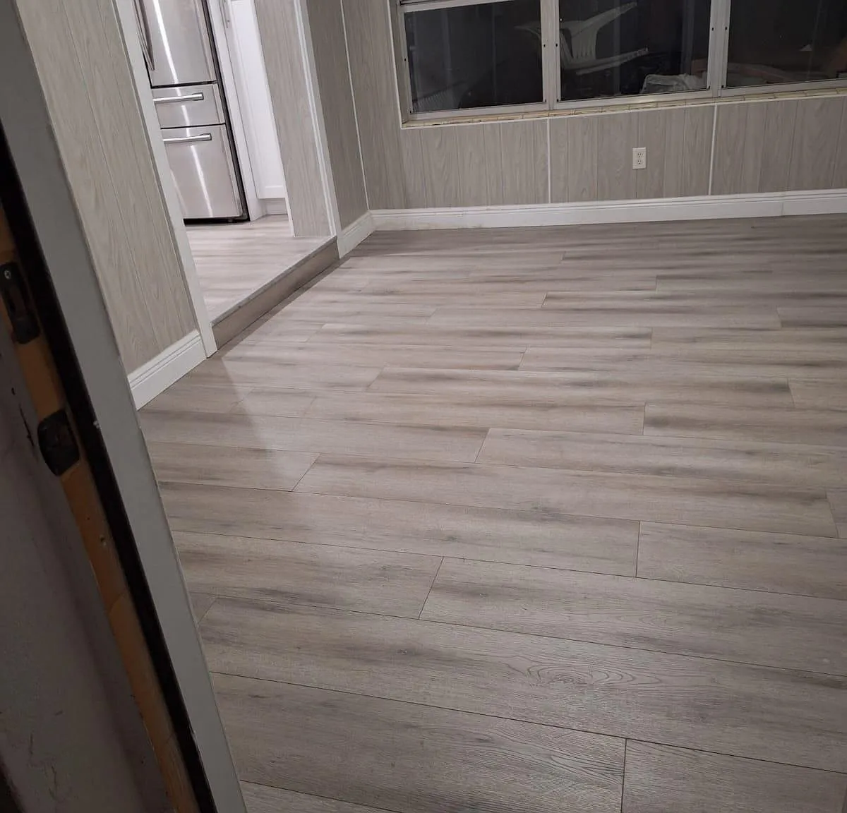 3 bed, 2.0 bath, 1218 sqft, $3,200 — Photo 3