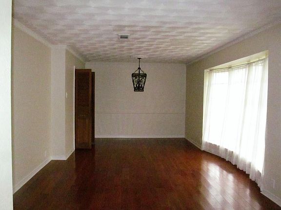 5th image of 2214 Sea Island Dr