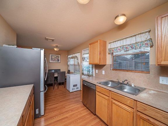 4th image of 9003 Serena Ln