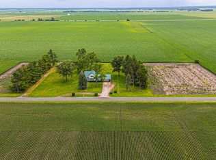 9320 Dawson Ln, Riverton, IL 62561