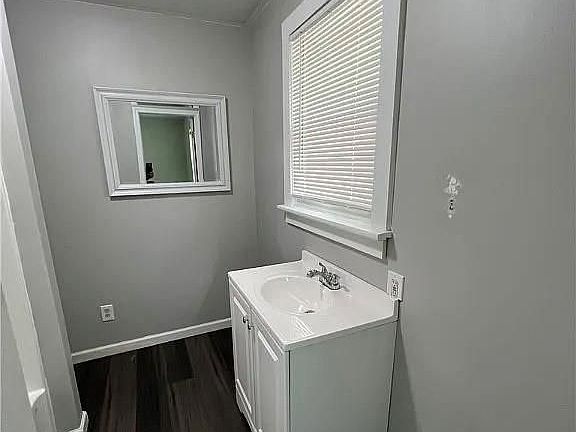 4th image of 3025 Maysville Rd