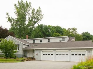 269 River Rd, Topsham, ME 04086