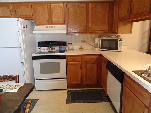 5th image of 639 E 194th St #A