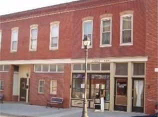 1009 Franklin Ave, Lexington, MO 64067