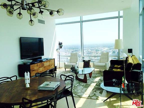 3rd image of 900 W Olympic Blvd #41
