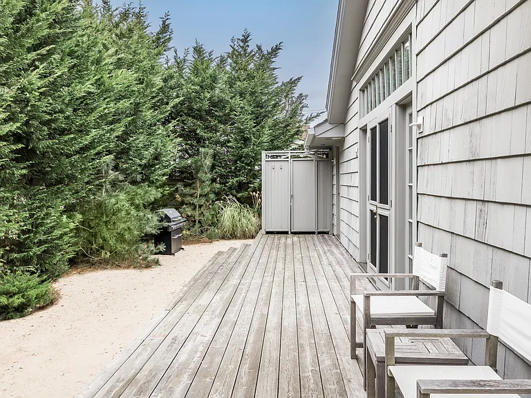 36 Devon Rd — Photo 9