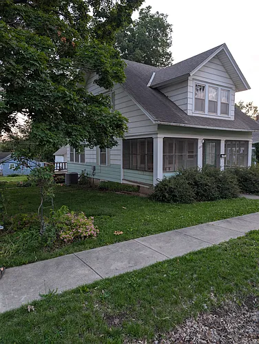 222 2nd St Photo 1
