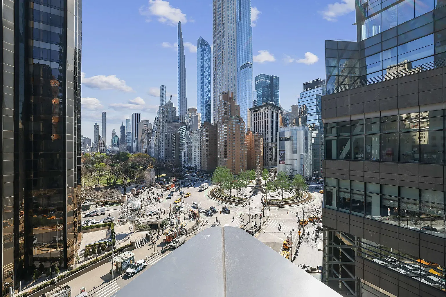 1 West 60th Street — Photo 2