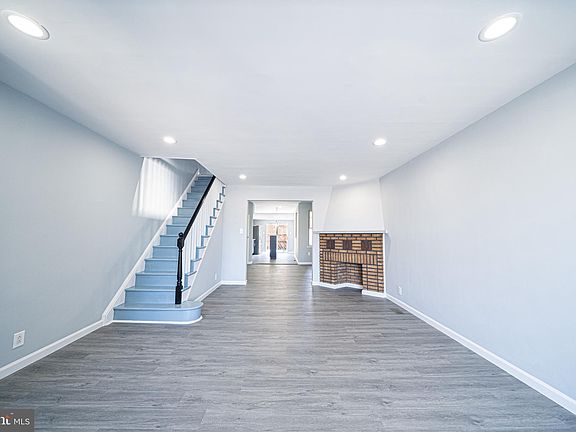 5th image of 7521 Torresdale Ave