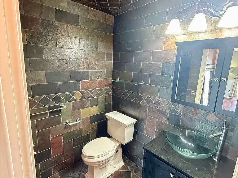 37510 Jefferson Ave #303 — Photo 7