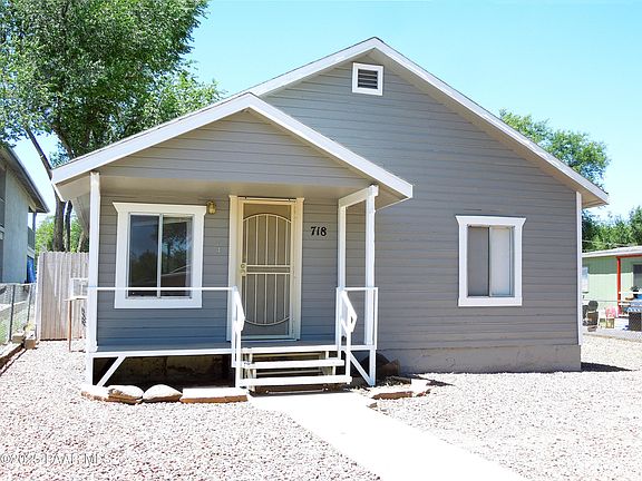 3rd image of 718 1st St #A