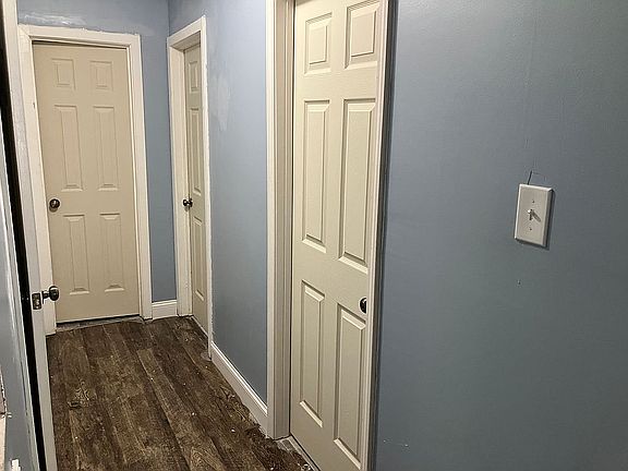 5th image of 1009 Anderson Dr