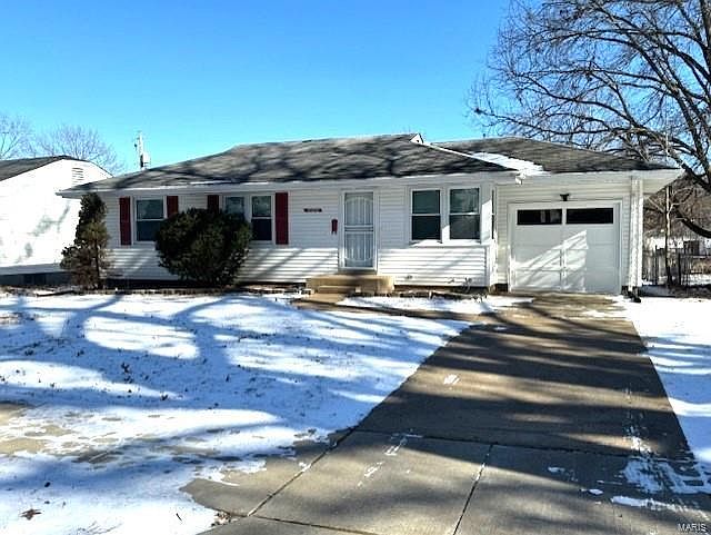 1st image of 10072 Ashbrook Dr