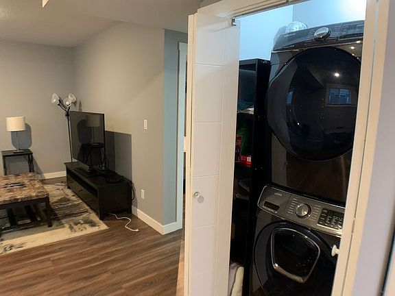 3rd image of 112B Comeau Cres