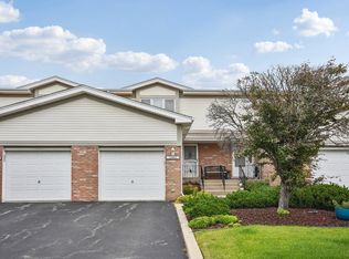 15963 Blackwater Ct, Tinley Park, IL 60477