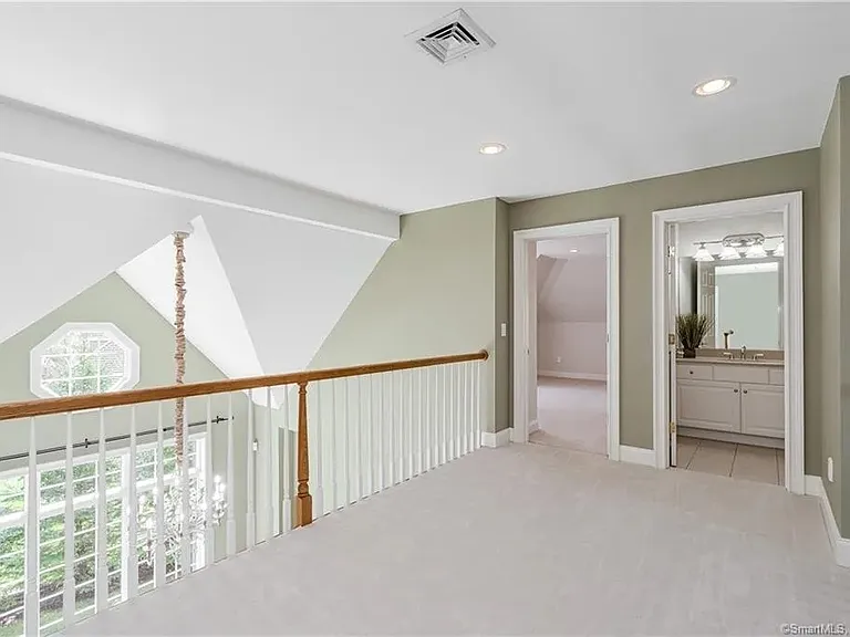 6 Wyeth Dr #6 — Photo 9