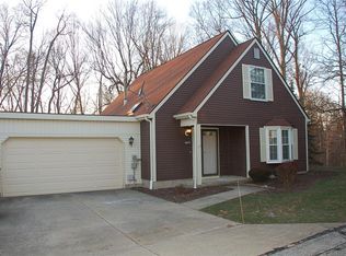 14971 Royal Ridge Ln #25, North Royalton, OH 44133