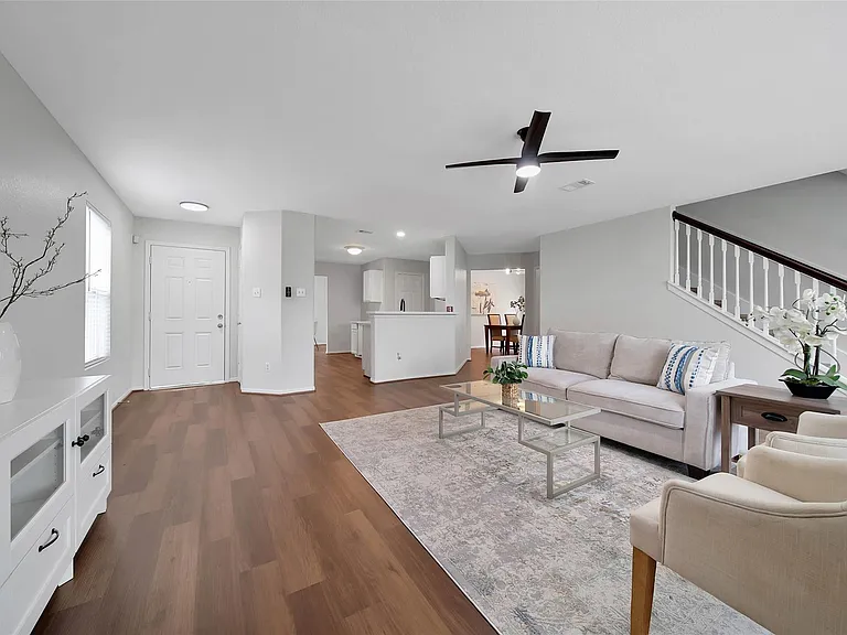 3022 Madison Elm St — Photo 6
