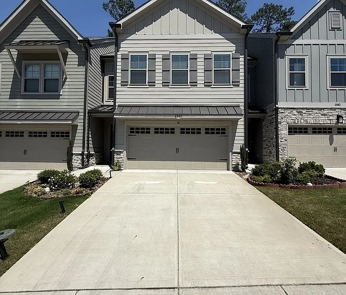 2081 Maggie Valley Dr #1 — Photo 1