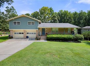 2816 Hickory Cir, Snellville, GA 30078