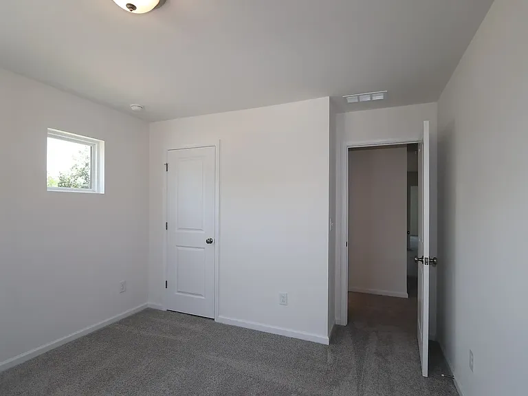 3201 Lilac Grove Dr — Photo 8
