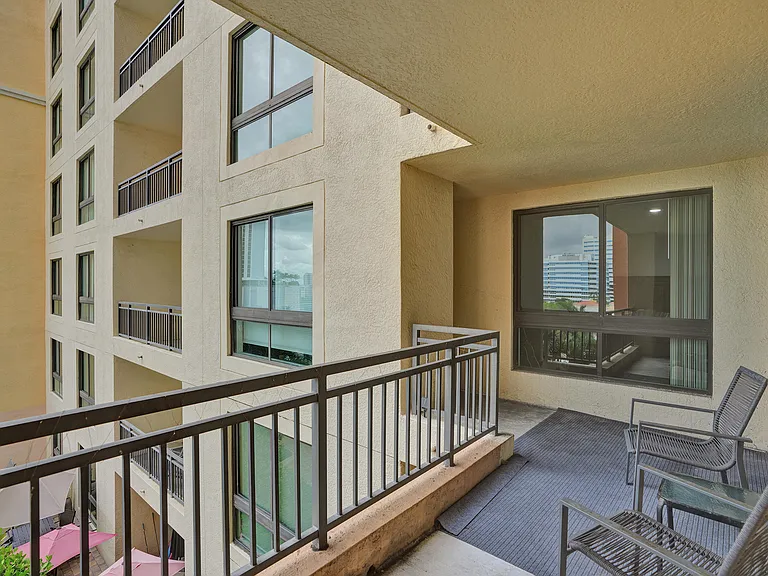 100 N Federal Hwy #723 — Photo 36