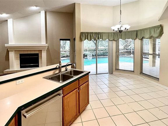 3rd image of 62331 Weatherwood Cir