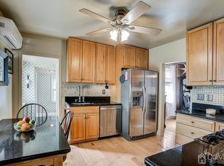 62 Elm St, Edison, NJ 08817