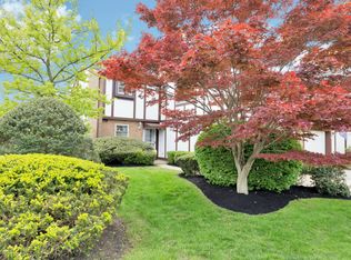 5 Willow Ln, Spring Lake, NJ 07762