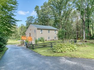 1 Woodridge Dr, Barkhamsted, CT 06063