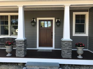 307 Carpenter Dr, South Kingstown, RI 02879