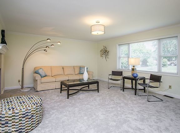 4th image of 2600 Oak Rail Dr