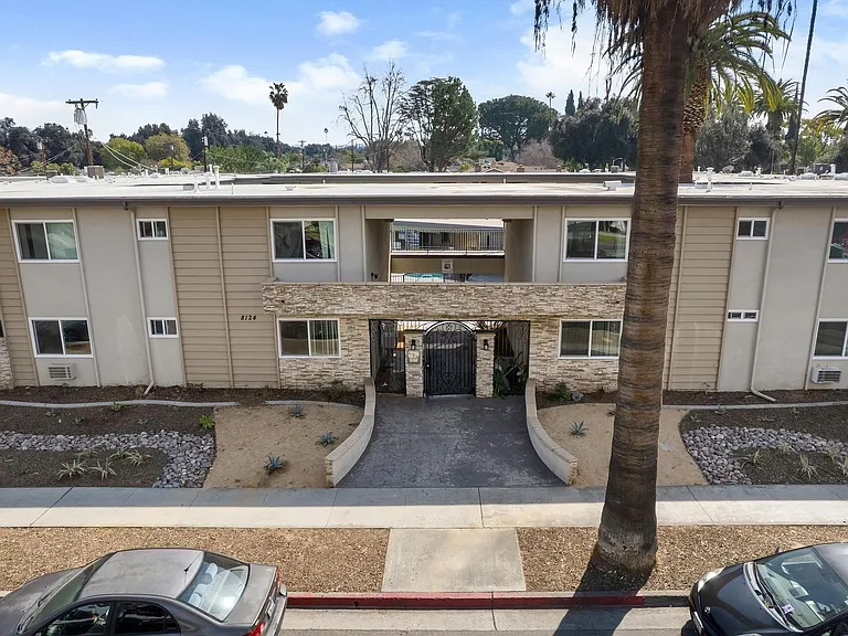 MAGNOLIA WEST APARTMENTS- RIVERSIDE, CA — Photo 36