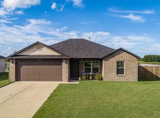 12417 Vernonia Dr, North Little Rock, AR 72117