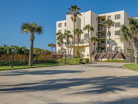 6305 A1A Sterling House