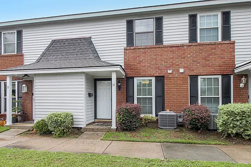 34 Knollwood Cir Photo 1