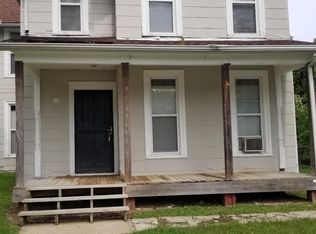 1150 E 15th St, Davenport, IA 52803