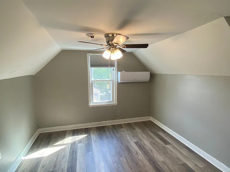 707 N William St #B — Photo 11