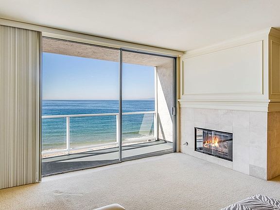 4th image of 615 Esplanade Unit 304